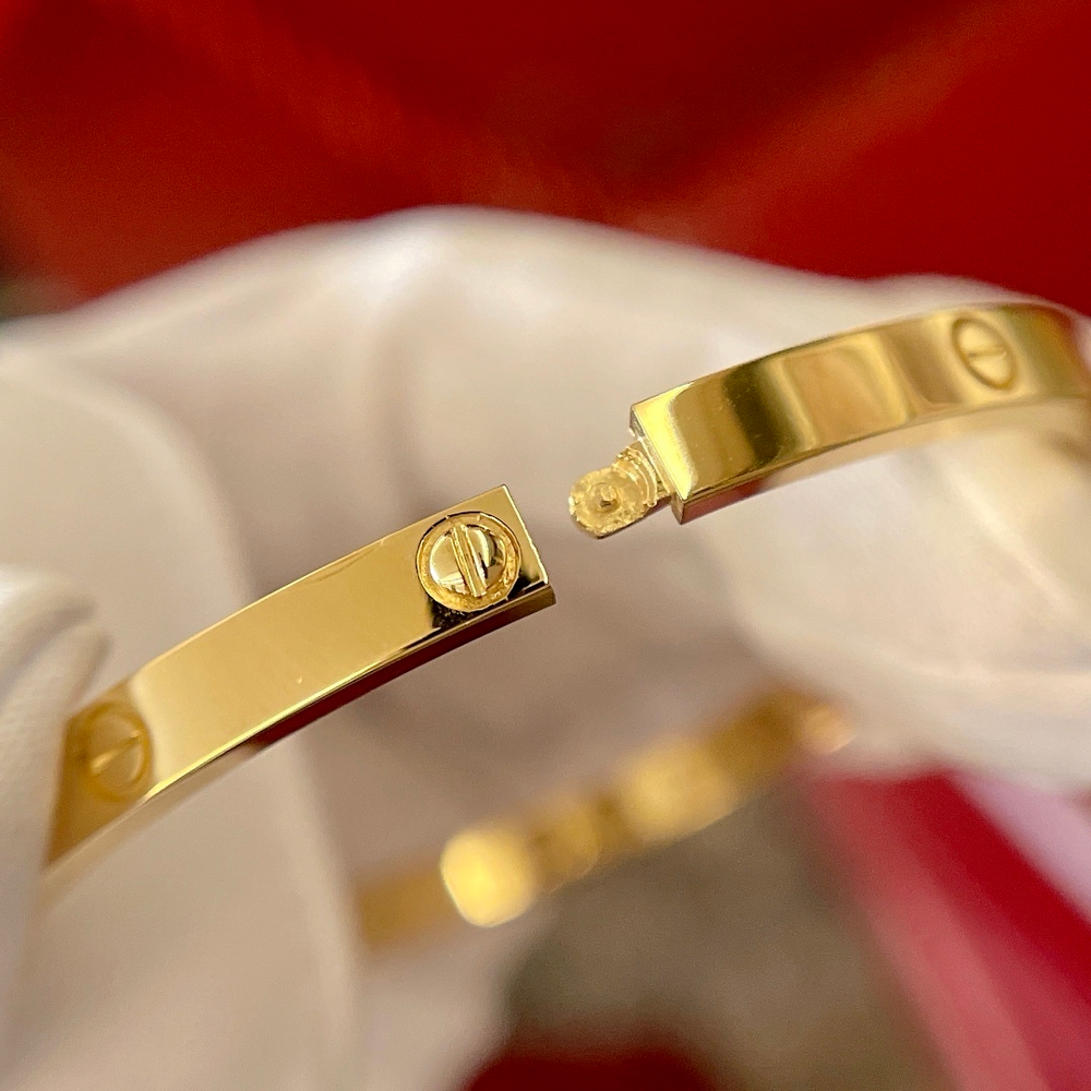 Cartier Love Bracelet