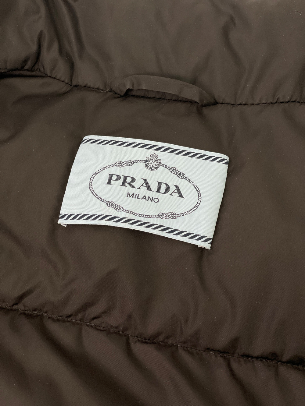 Пуховик Prada