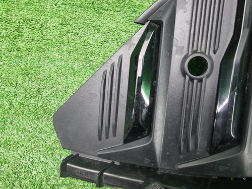 Решетка переднего бампера RH Geely Tugella (22-24)