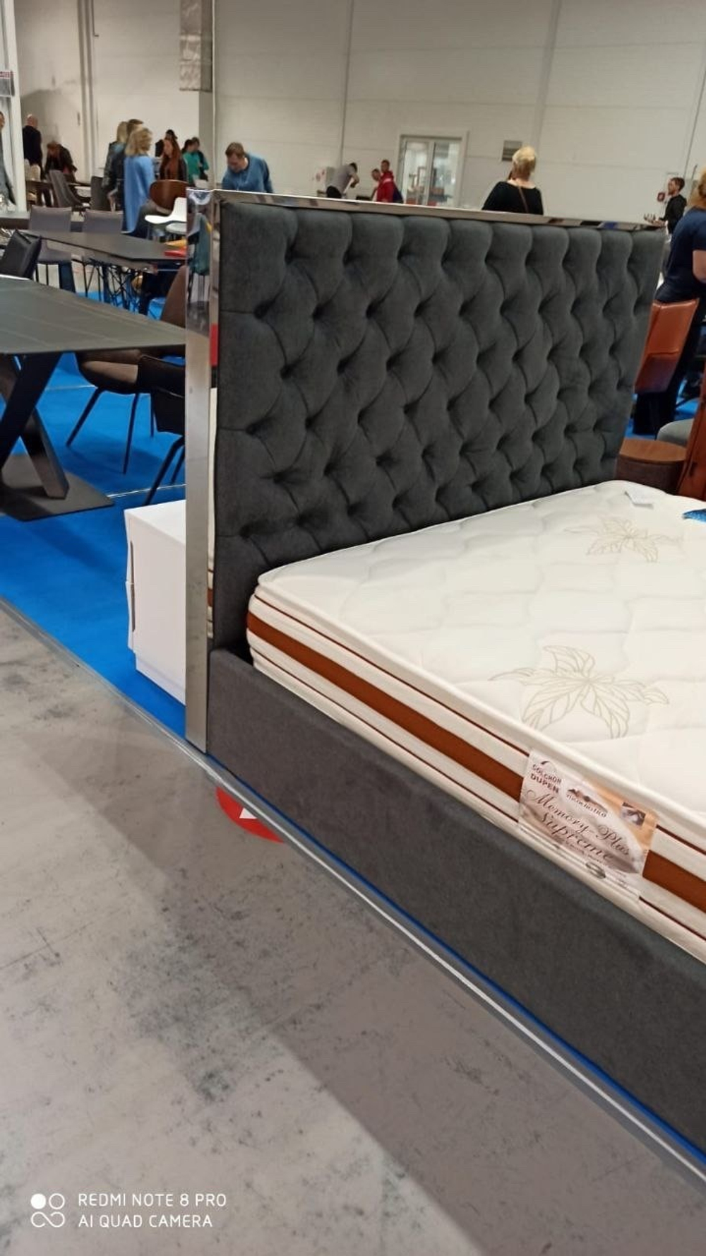 Кровать LBD1704 серая с ящиком для белья