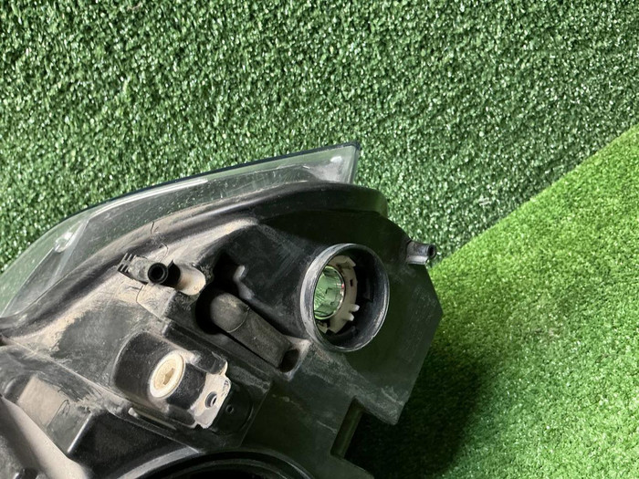 Фара правая BMW X5 F15 X6 F16 (13-18) ксенон