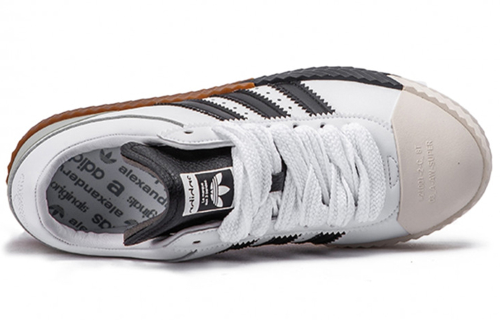 Alexander wang x adidas originals Superstar Skate White Black lightweight wrapping low-top sneakers for men and women in the same style black and white