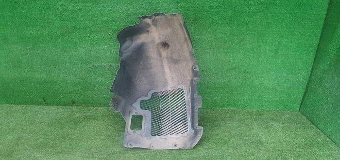 Подкрылок передний правый Rolls-Royce Phantom 8 (2017-2022)