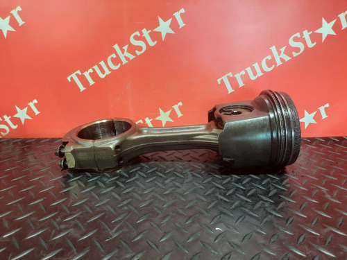 Поршень с шатуном