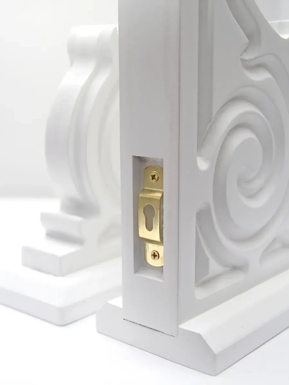 Полка настенная навесная 80*20 см