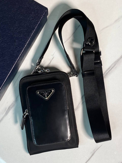 Кошелёк Prada