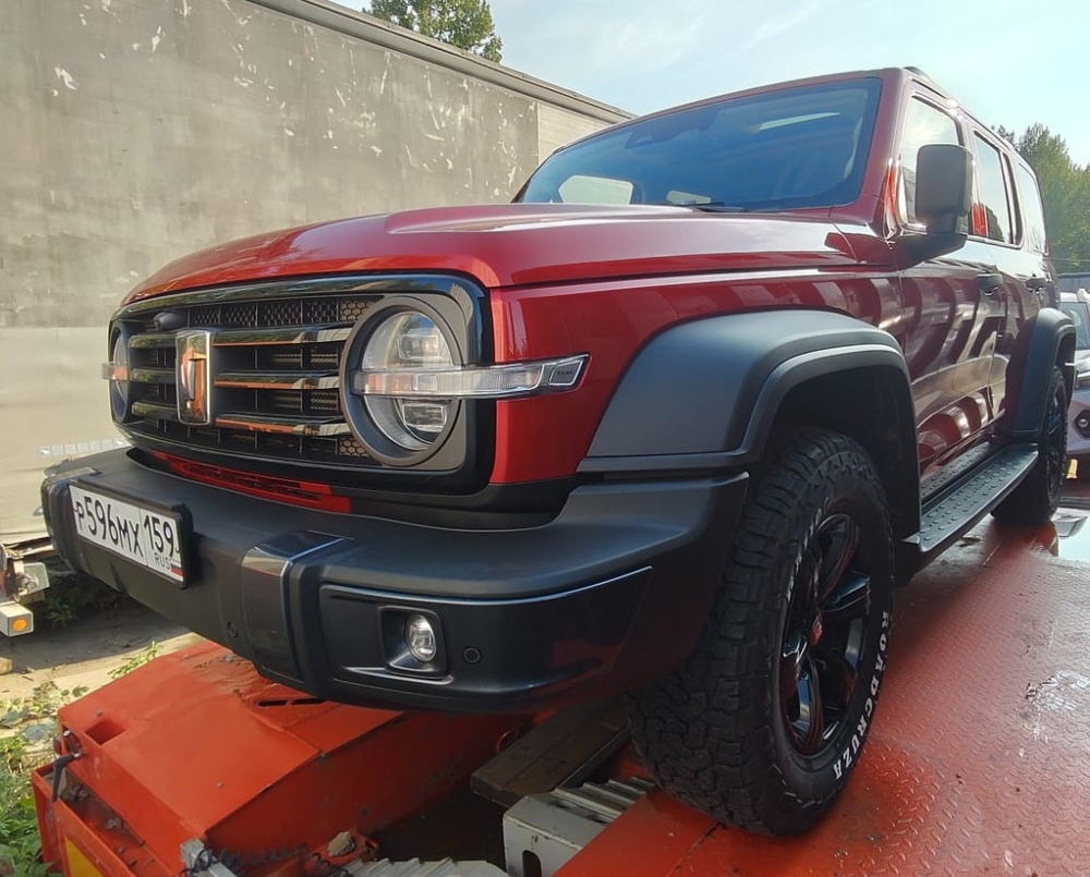 TANK 300 2.0 AT 4WD City Premium