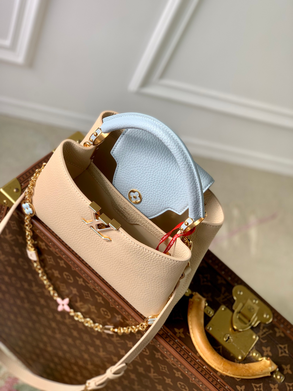 Louis Vuitton Capucines BB
