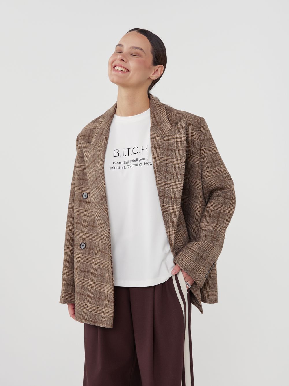 ФУТБОЛКА «B.I.T.C.H»