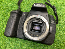 Canon EOS 60D Kit 18-55mm 18.000 кадров