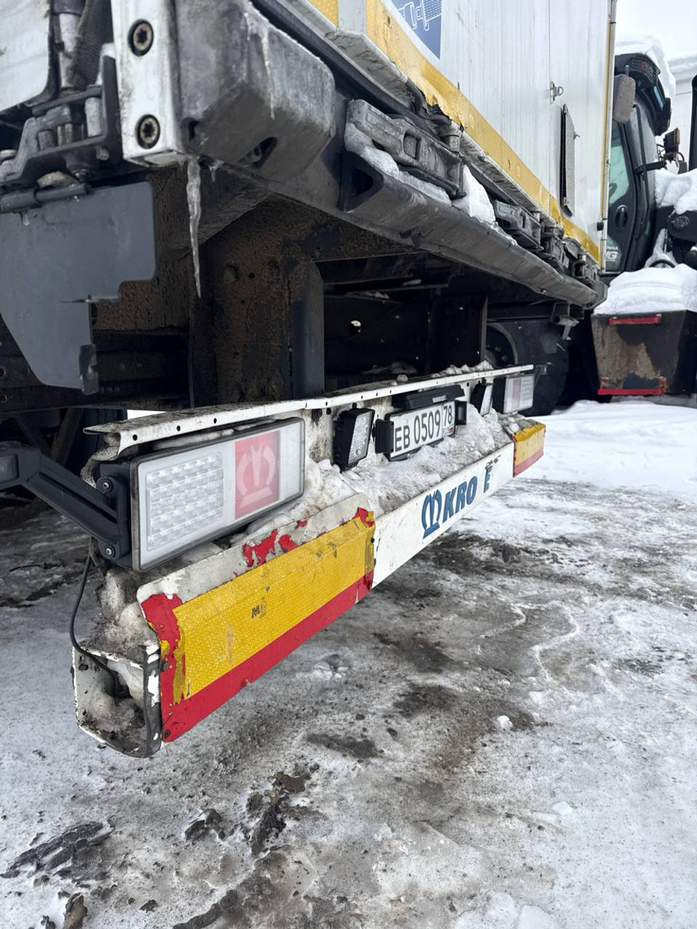 Krone SD Полуприцеп шторный SD