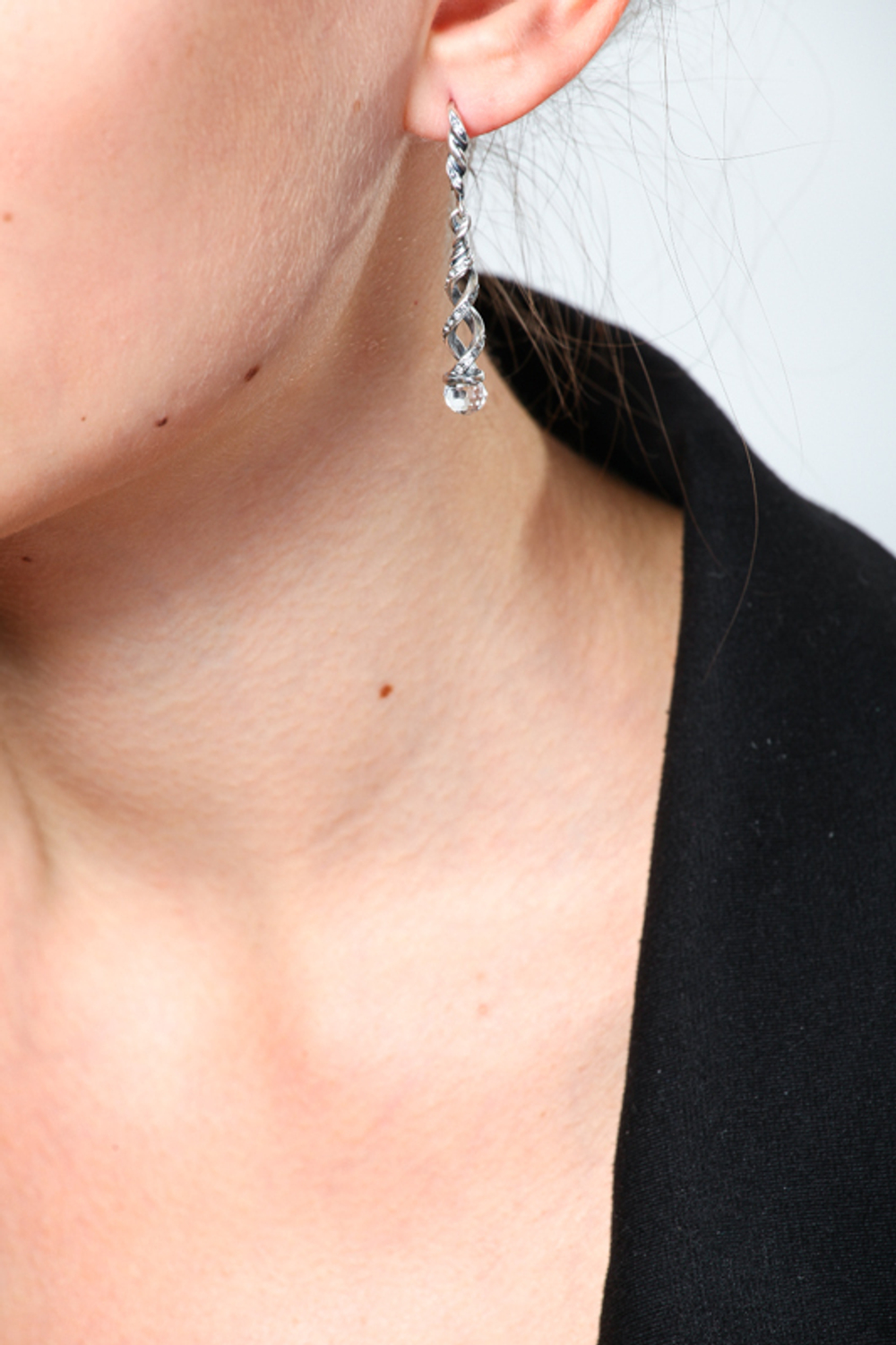 "Капель" серьги в серебряном покрытии из коллекции "Леди" от Jenavi с английским замком