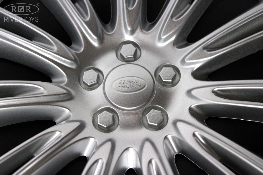 Детский электромобиль RiverToys Range Rover HSE 4WD Y222YY черный глянец