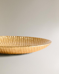 ZARA HOME ТАРЕЛКА С РЕЛЬЕФНЫМ УЗОРОМ, ЗОЛОТОЙ