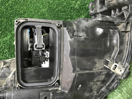 Фара левая Mercedes GLE W166 (2015-2018) LED