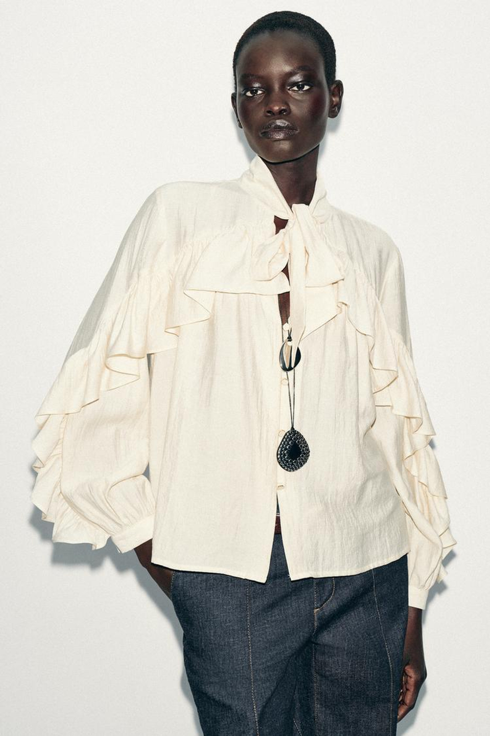 ZARA БЛУЗА С ВОЛАНАМИ И БАНТОМ, ЭКРЮ