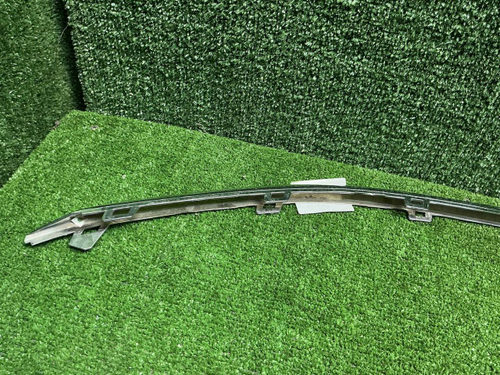 Молдинг решетки радиатора VW Tiguan 2 (2020-н.в.)