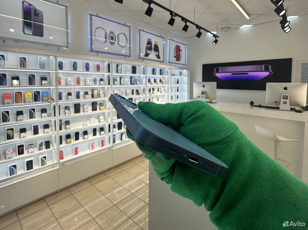 iPhone 14 128 ГБ б/у