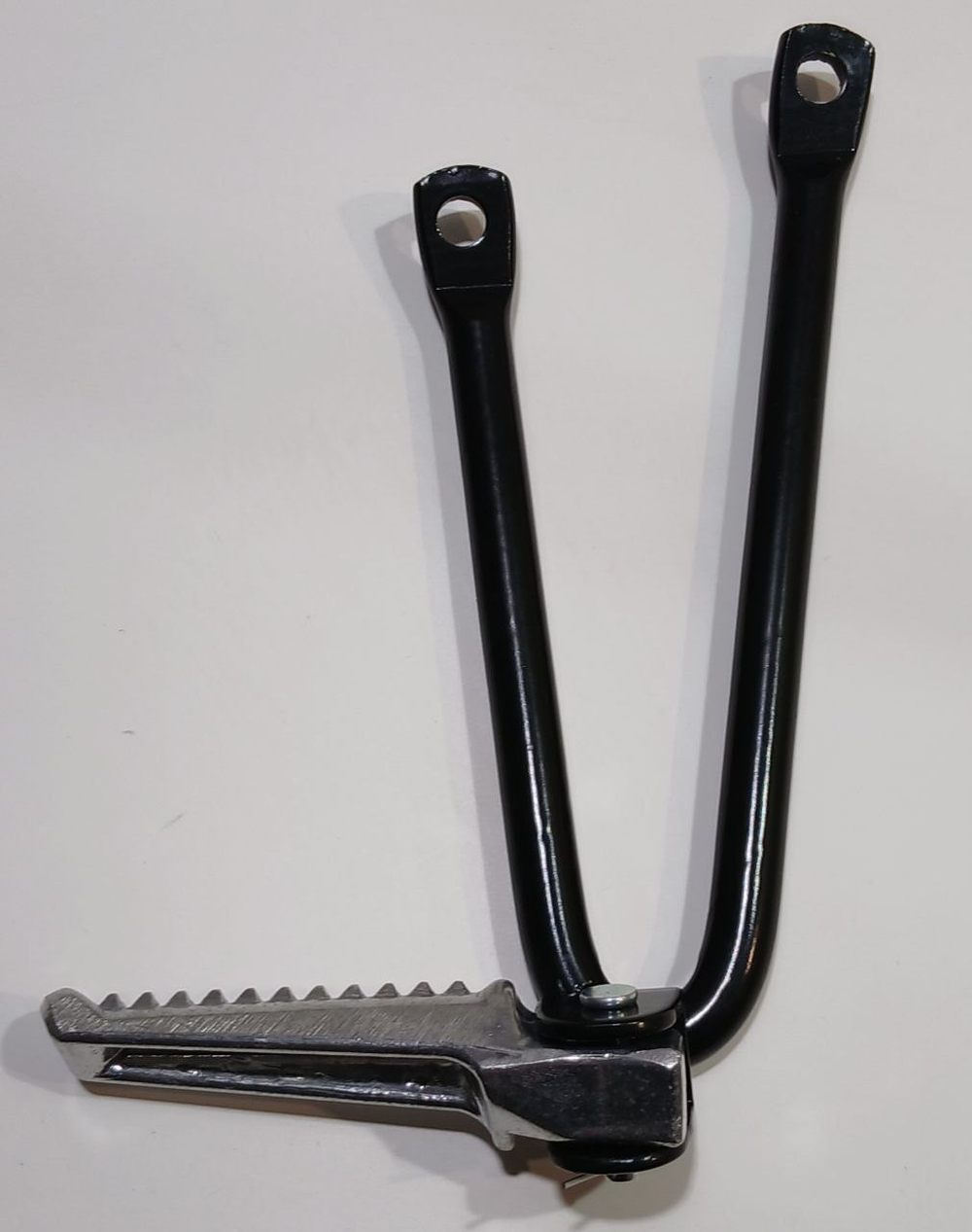 Подножка пассажира правая мотоцикл Apollo M3 300