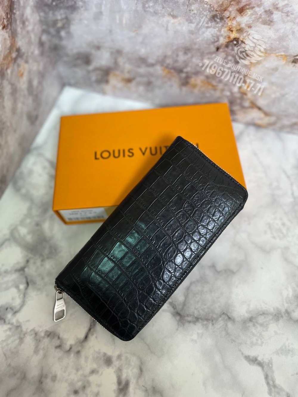 Портмоне Louis Vuitton из кожи крокодила