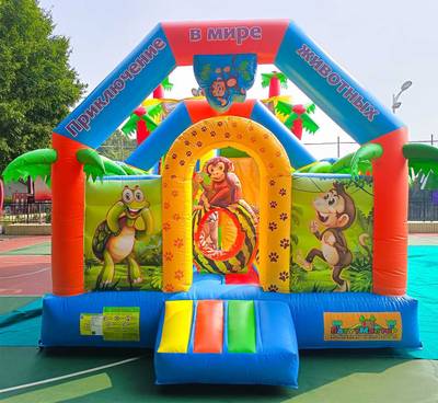 Коммерческий надувной батут «Приключение в мире животных 2», 8*4*5 м.