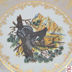 Тортница н/н Queen's Crown Aristokrat Охота бежевая 30 см