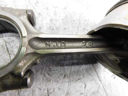 Поршень Honda CB750 RC17E 3