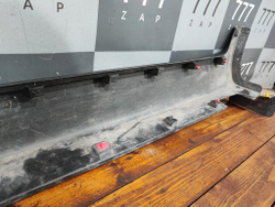 Накладка порога правого Kia Sportage 3 (SL) 10-16 Б/У Оригинал 877523U000