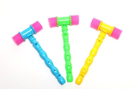 Молоточек пищалка 23см