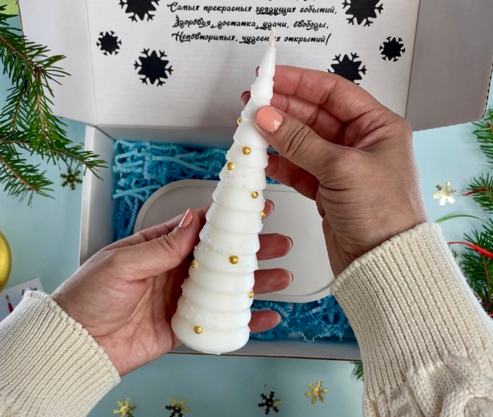 Подарочный набор фигурных свечей Limbon Candle Символ года Змея и елочка