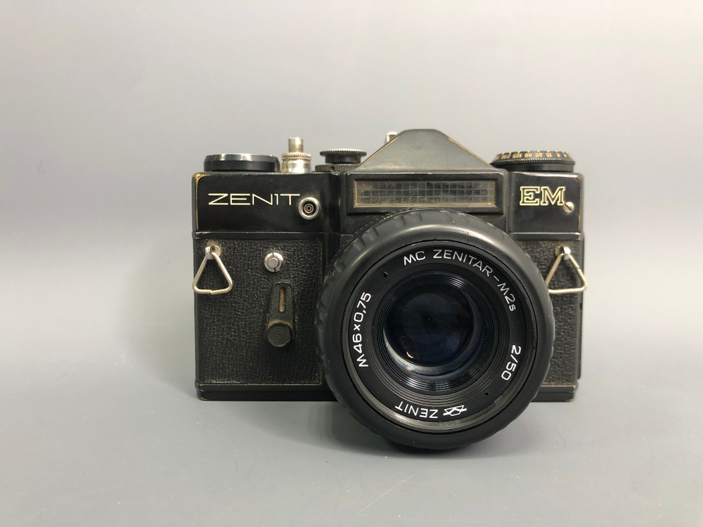 Zenit EM + Zenitar-M2s 2/50