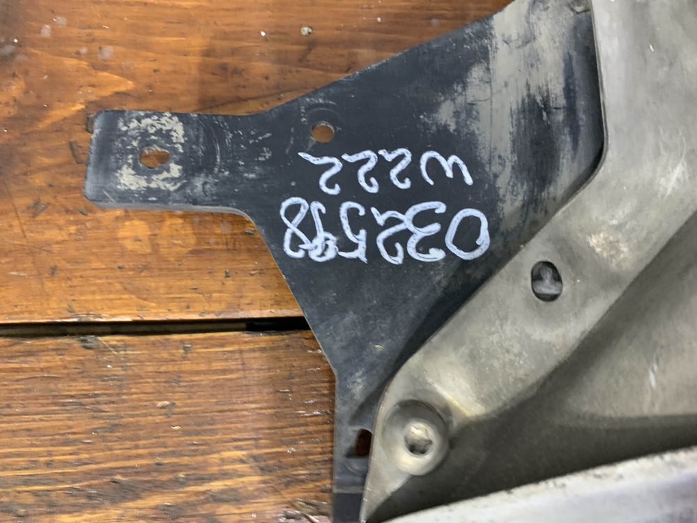 Насадка глушителя левая Mercedes S-Class (W222) 13-17 Б/У Оригинал A2224908502