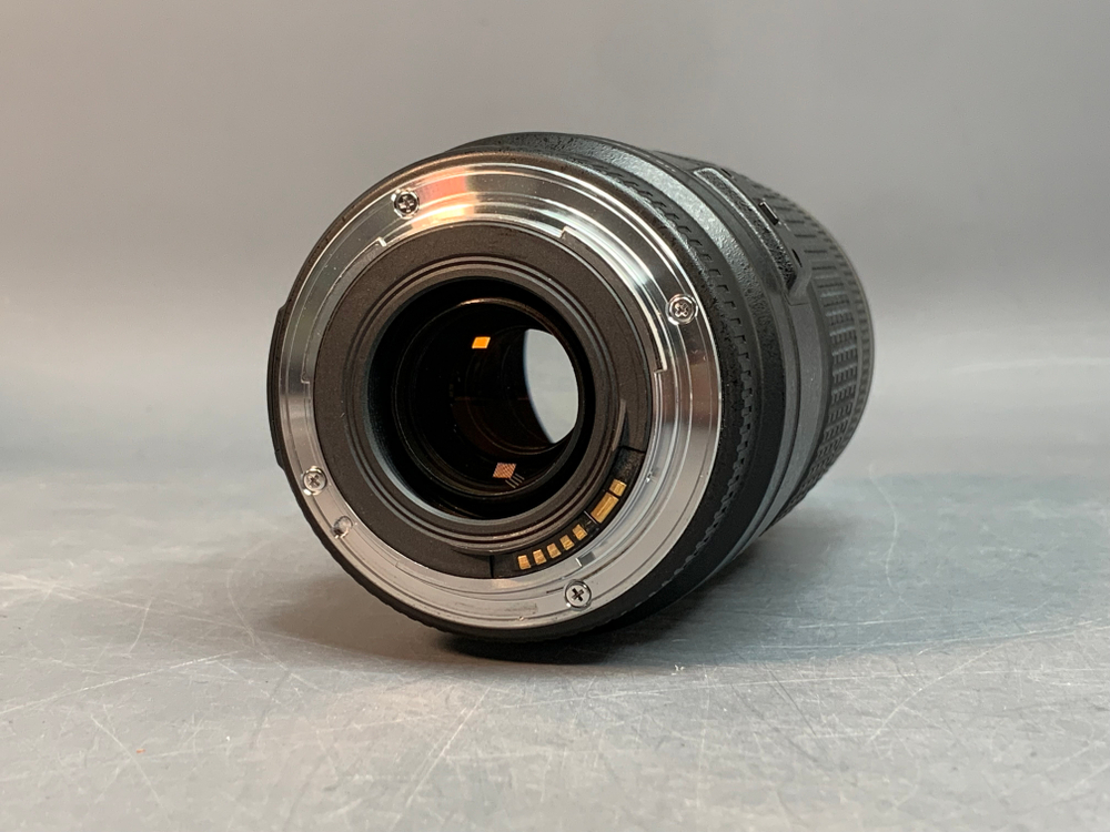 Canon EF 70-300 4-5.6 IS USM