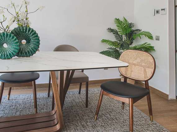 Стул Angel Cerda 4093 со спинкой из ротанга