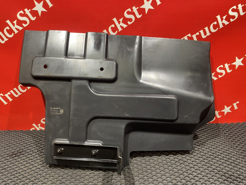 Подкрылок передний правый 2023г