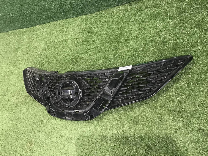 Решетка радиатора Nissan Qashqai J11 (2013-2019)