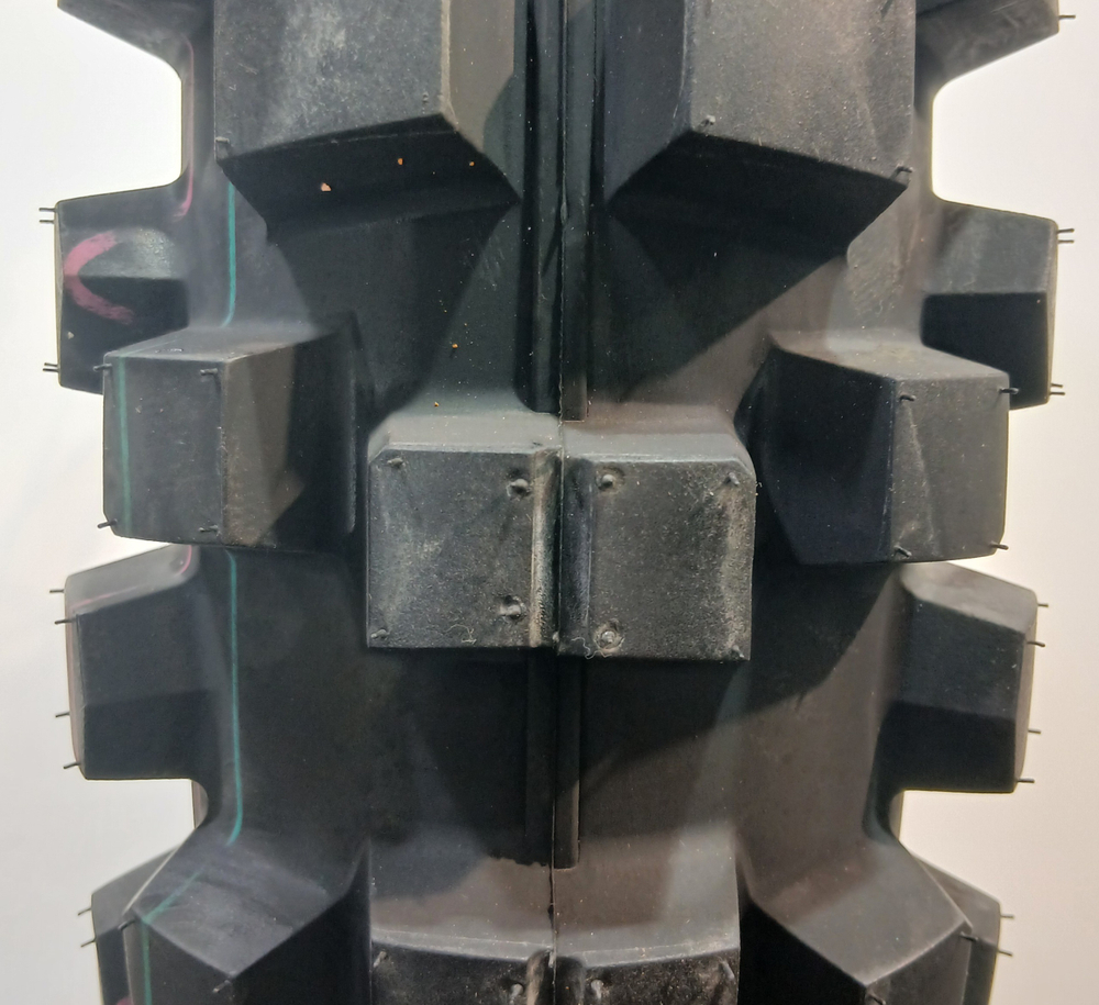 Колесо заднее в сборе 110/100-18 под ось Ф17мм Мотоцикл CRF 250/300 оранжевый