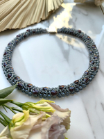 Колье из бисера "Змейка" ручной работы с камнем Гранат (гроссуляр)