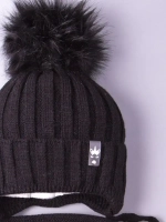 Шапка для девочки зимняя вязаная и снуд