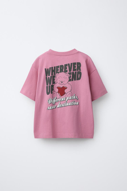 ZARA ФУТБОЛКА С ПРИНТОМ «СЕРДЕЧКИ», РОЗОВЫЙ