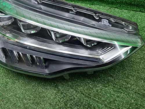 Битая Фара правая Haval Jolion (2021-н.в.) LED