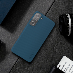 Усиленный двухкомпонентный чехол синего цвета от Nillkin для Samsung Galaxy S22, серия Super Frosted Shield Pro