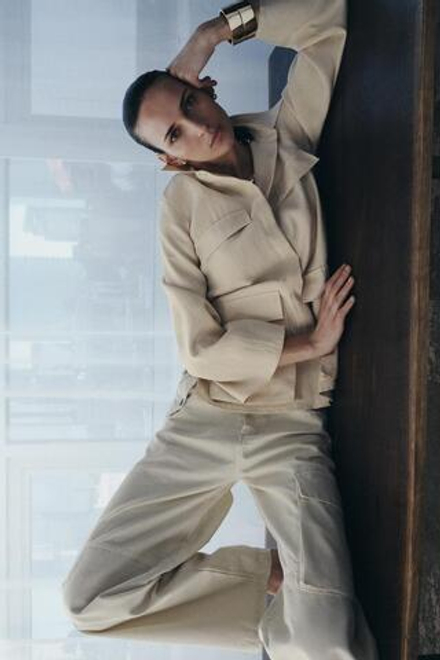 ZARA СТРУЯЩАЯСЯ РУБАШКА С КАРМАНАМИ — ZW COLLECTION, ЦВЕТ СЛОНОВОЙ КОСТИ