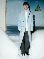 Голубое пальто 