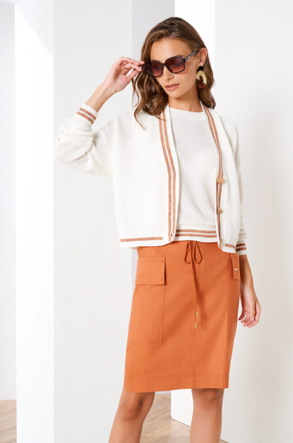 1752 Жакет женский (молочный)