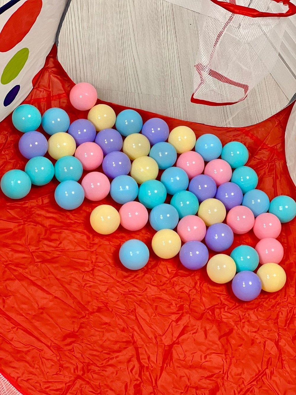 Манеж для игр 100х100х76см с набором 50 шаров (201942397)