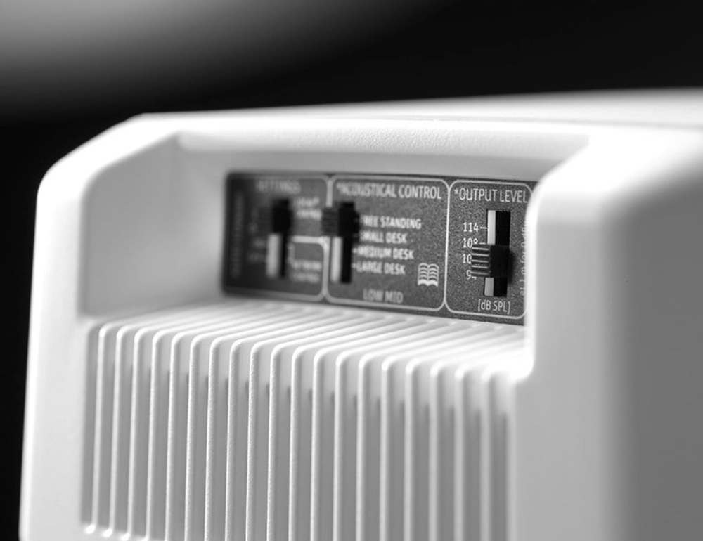 Студийные мониторы Neumann KH 80 DSP A W