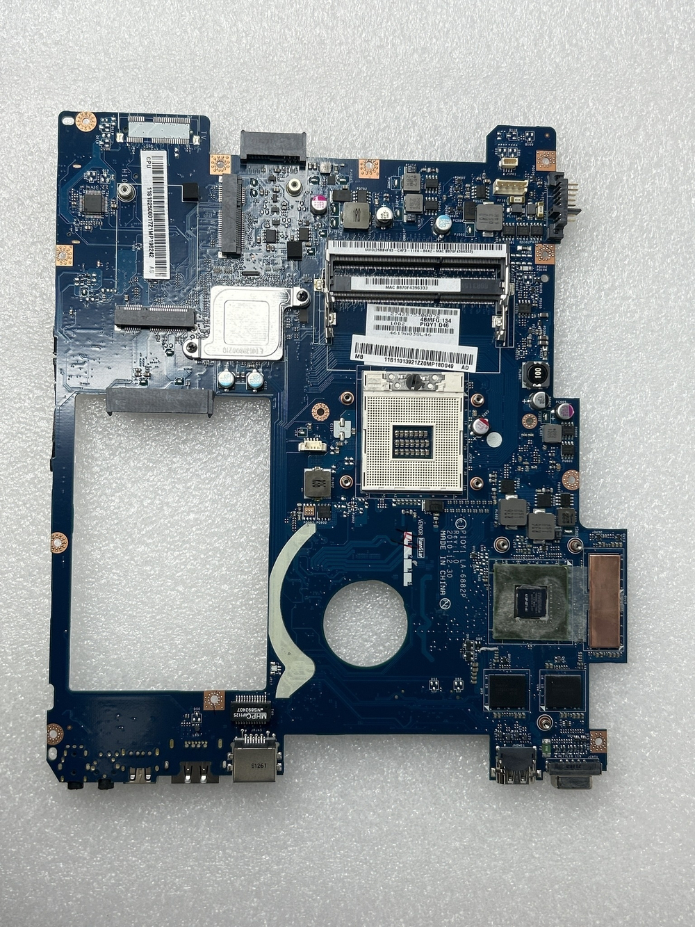 Материнская плата для ноутбука Lenovo Y570 OPT2G DCU2 (11013921), оригинал