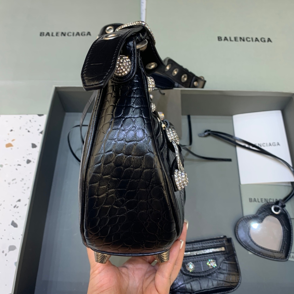 Balenciaga Le Cagole 33 cm
