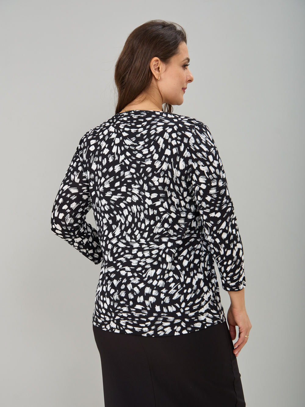 Лонгслив ЛНв-306/черный-мазки